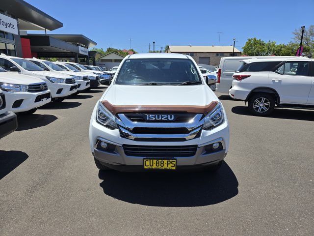 2019 ISUZU MU-X LS-U (4x2) 6 SP AUTO SEQUENTIAL 4D WAGON - Image 2