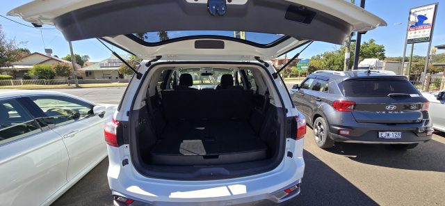 2019 ISUZU MU-X LS-U (4x2) 6 SP AUTO SEQUENTIAL 4D WAGON - Image 8