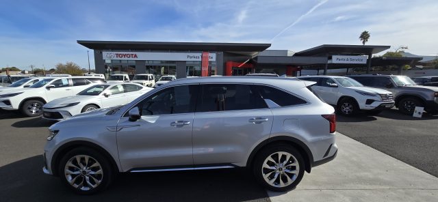 2022 KIA SORENTO GT-LINE 7 SEAT 8 SP AUTO - Image 3