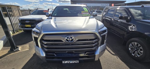 Toyota Tundra Limited MY24 - Image 2