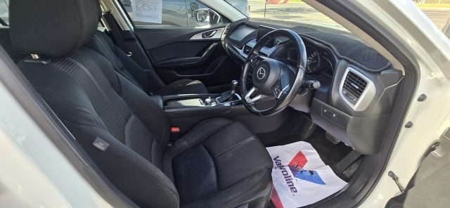2018 MAZDA MAZDA3 MAXX SPORT - Image 5