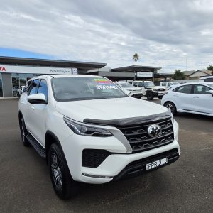 EX DEMO 2024 Fortuner GX