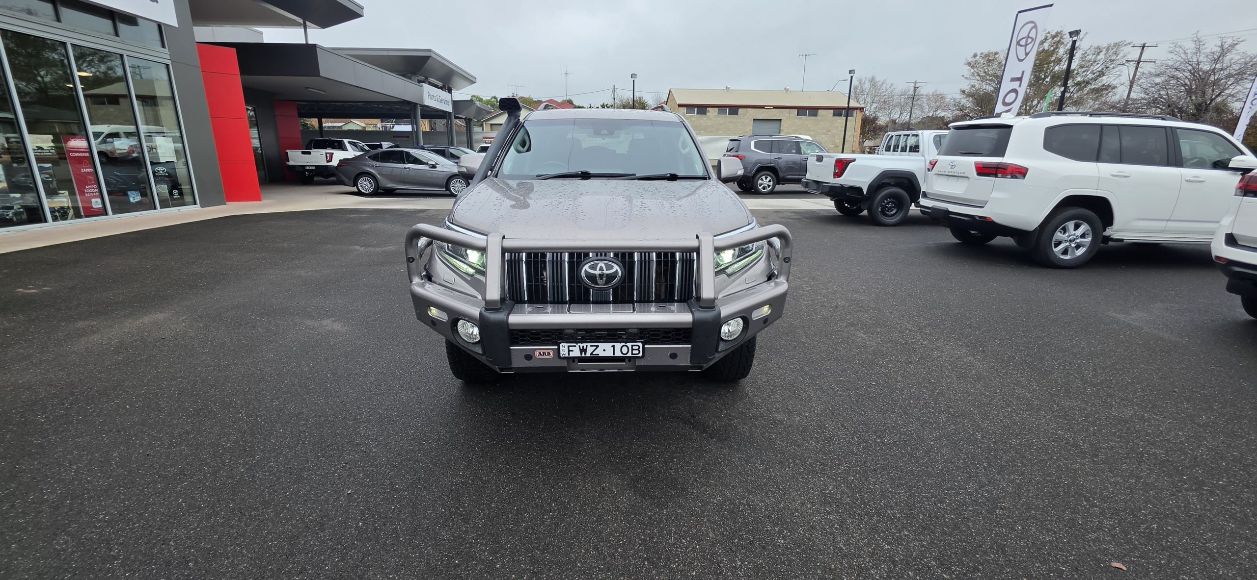 2021 Prado GXL 2.8L T Diesel - Image 2