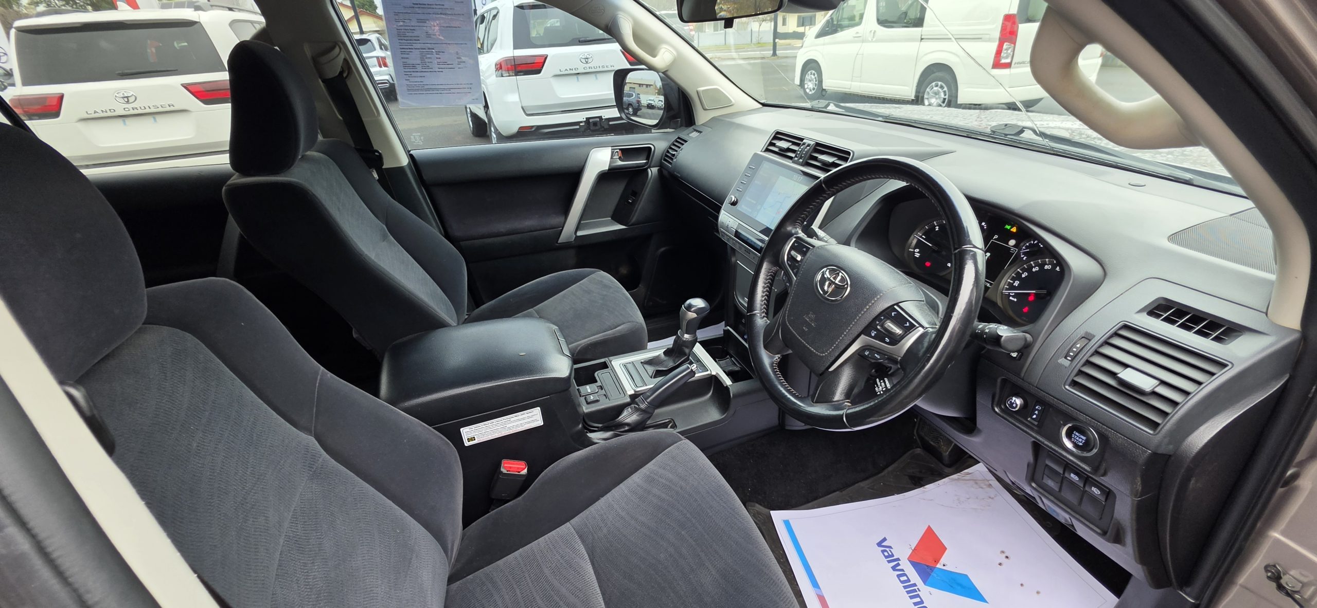 2021 Prado GXL 2.8L T Diesel - Image 5