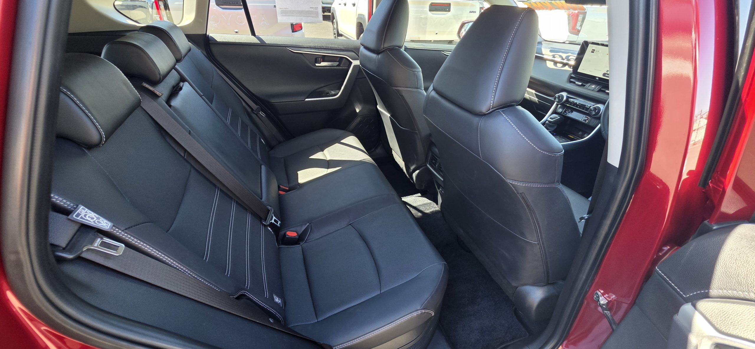 2025 Ex Demo Certified RAV4 Hybrid Cruiser 2WD - Image 6