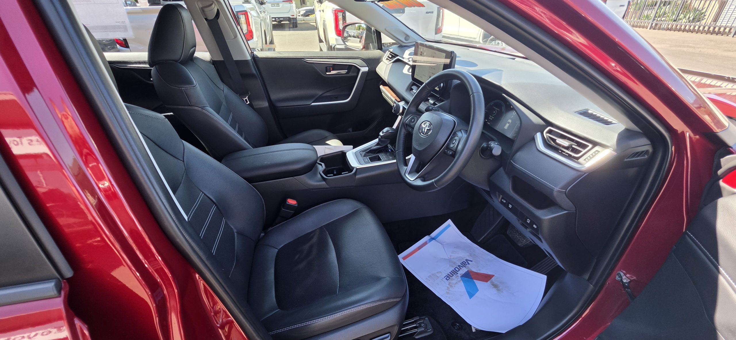 2025 Ex Demo Certified RAV4 Hybrid Cruiser 2WD - Image 5
